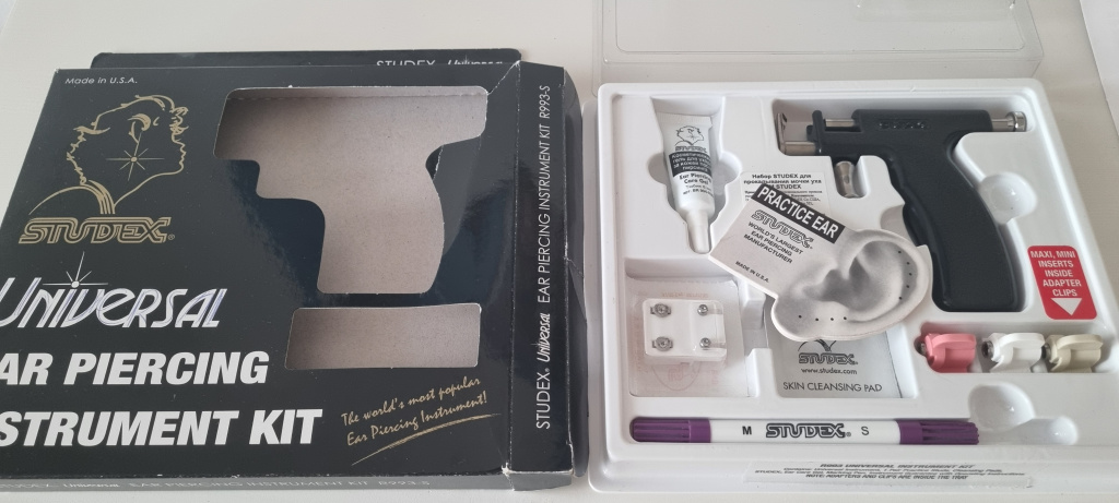 Набор для прокола ушей STUDEX R993 б/у Набор для прокола ушей STUDEX R993